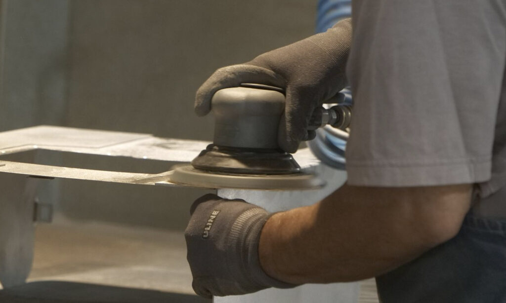 _0000s_0005_Grinding-4