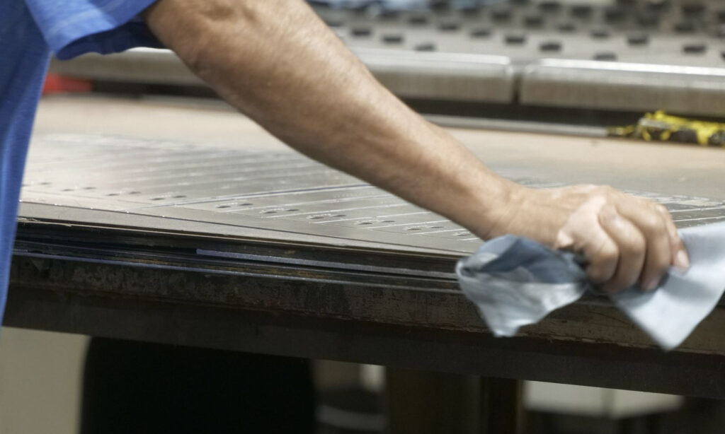 _0002s_0000_punching-6